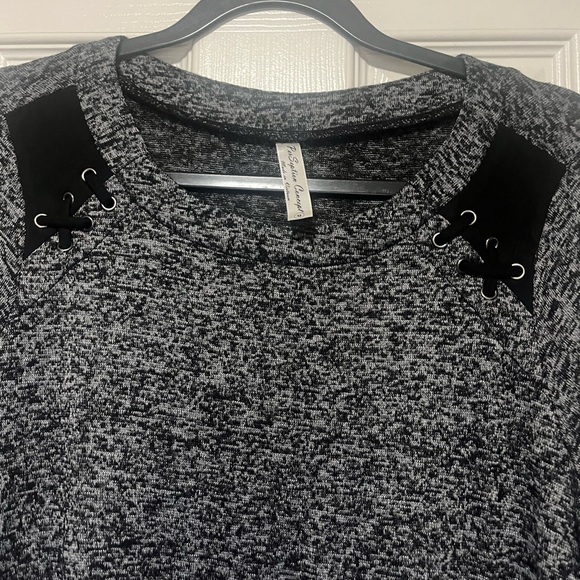 PerSeption Concept heathered gray sweater. Black embellishments at collar. EUC - Picture 3 of 9